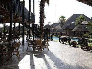 The Big Five Lodge Gaborone Exteriör bild