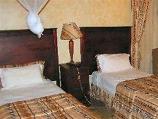 The Big Five Lodge Gaborone Exteriör bild